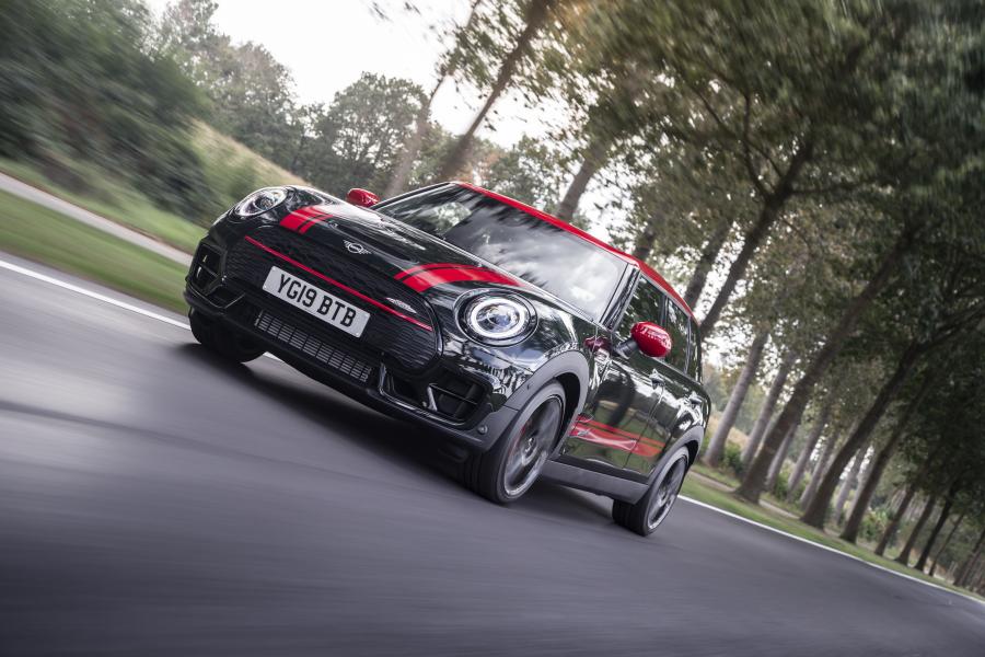  Mini John Cooper Works Clubman (F54) 2019 года  (UK) (фото 9 из 27)